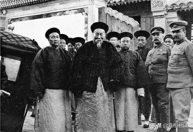 李鸿章这辈子一共签了多少个不平等条约？