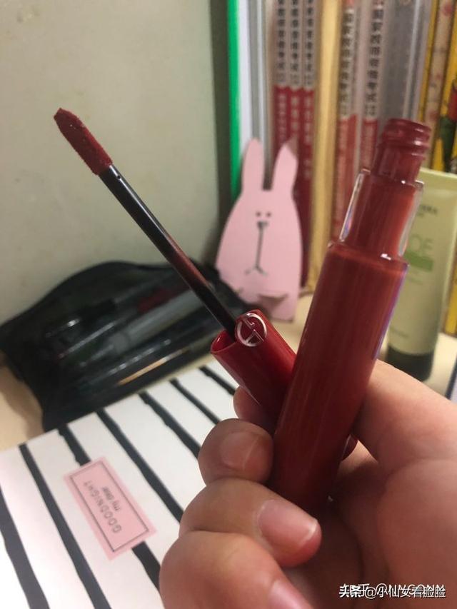 色很久最新:有哪些好看的肉桂色口红推荐？