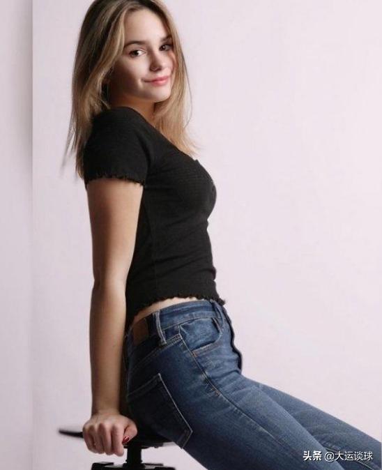 头条问答 - 15岁的网球少女麦基瑞恩为何会迅速在美国蹿红呢?