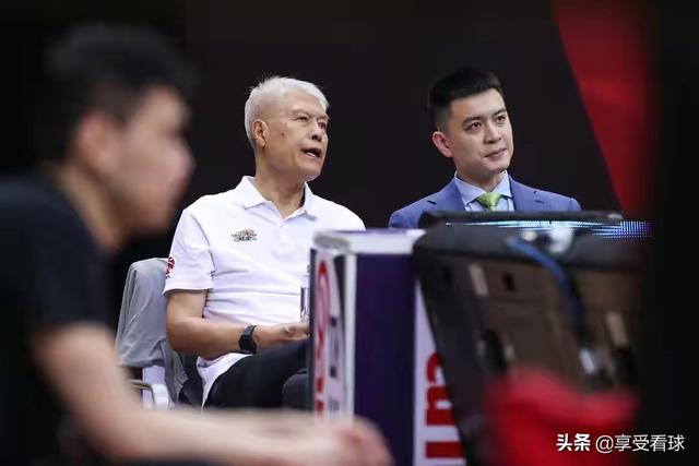 最新消息：于学鹏代替杨鸣执教辽篮打全运会，是为了保护杨鸣吗？
