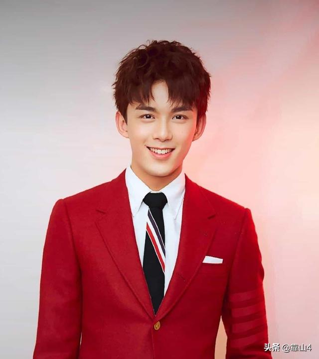 陈松伶和张铎的女儿:怎么去追一个年纪比我大的女生？