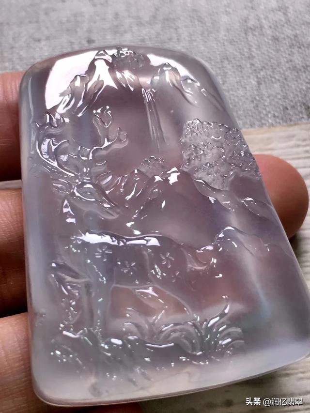 买玉一般在什么店买,请问你的翡翠（缅甸玉）是在哪里买的？