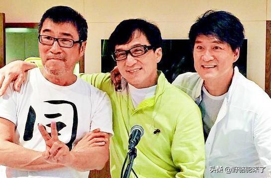 最流行好听的歌唱祖国的歌曲有哪些？:五星红旗你是我的骄傲是什么歌 第4张