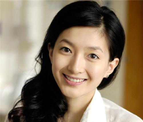 许放炮:江疏影在戏里当众做出此举动，30岁后为了出名都这么拼了？