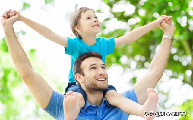 郭敬明体重:2岁半才宝宝22斤，怎么办