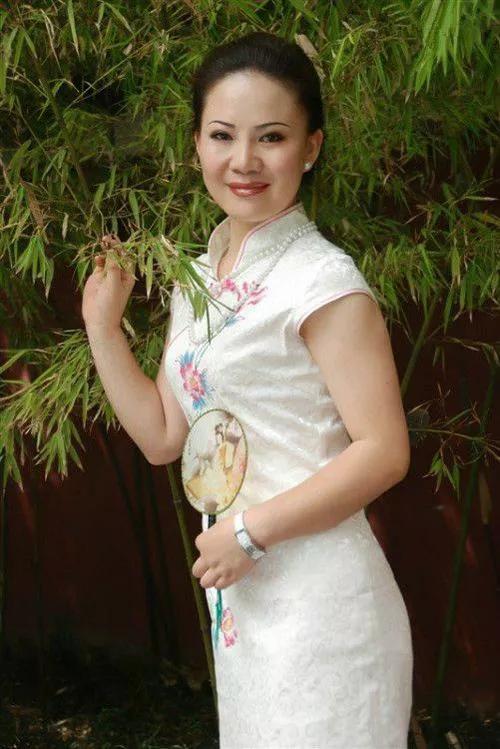 “徐娘半老”如今褒贬不一,究竟什么意思？