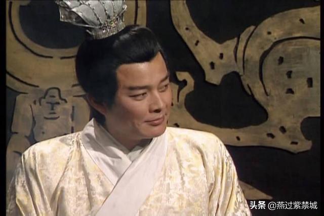 三国历史简介:《三国演义》中的三国与正史中的三国有哪些出入？