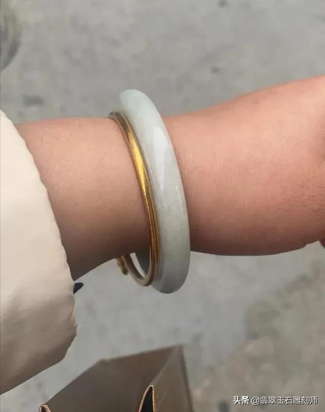 多少钱才能买到真正的玉,两三千块钱能买到真的和田玉籽料吗？