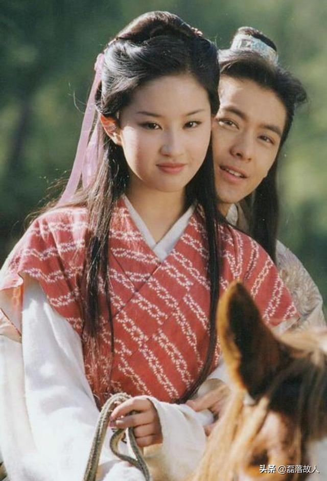 刘亦菲的妹妹:刘亦菲饰演的赵灵儿和小龙女，你更喜欢哪个角色