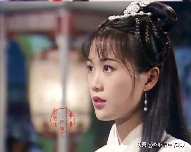 娜娜娜扎侧脸对比:正脸还可以，侧脸好丑是一种怎样的体验？