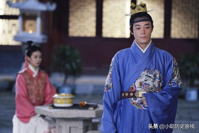 脱脱不花:当年土木堡事件也先为什么不杀了朱祁镇然后一举南下拿下北京呢？