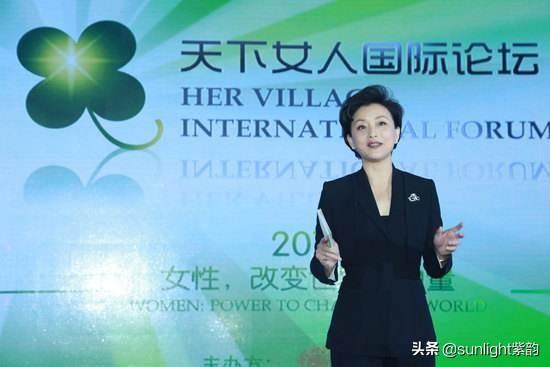 杨澜国籍:能谈谈限籍令对娱乐圈的影响吗？