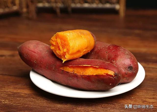狗民团购发货慢:网上的水果，红薯等是怎么做到8.9元包邮的？运费是怎么谈的？