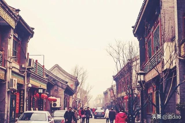 本人有安徽省书法协会主席李百忍的书法手稿请问值多少钱？