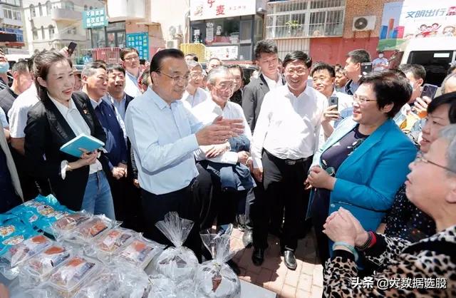 街边小摊政府允许了,夜市小摊学问大有没有朋友给支支招那？