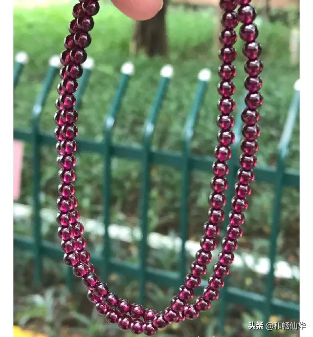 石榴石的功效与作用,文玩石榴石有什么不为人知的佩戴优势？