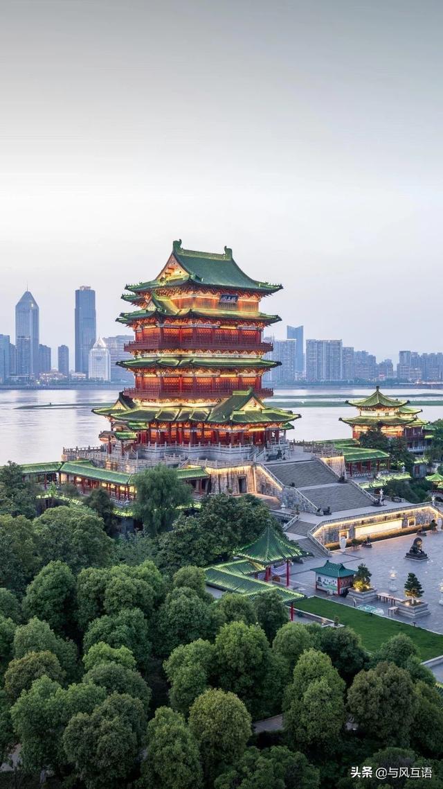 秦异人的简介:赵姬为什么抛弃儿子嬴政、支持嫪毐造反，真的是因为爱情吗？