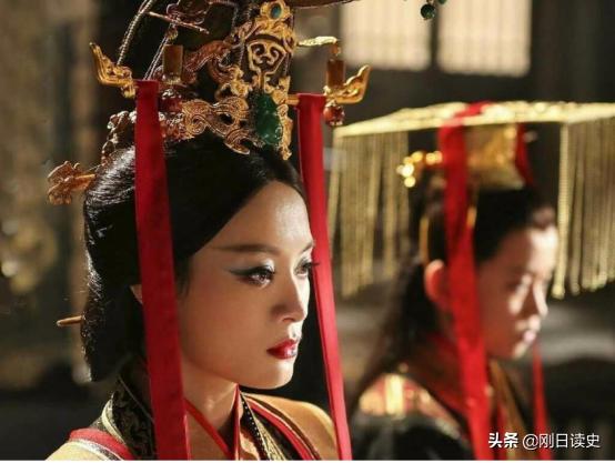 秦朝历代皇帝:秦朝历史上第一个王是谁？