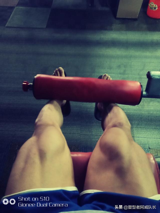大腿肌肉疼痛是怎么回事,我的腿部肌肉疼痛怎么回事？