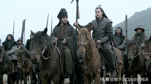 伯恩山犬 论坛:请问这是什么品种的狗狗？