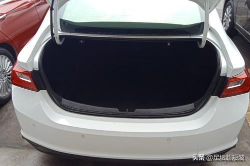 为斯宝赛级怎么样:国产狗粮现在也不错，哪个比较好呢？
