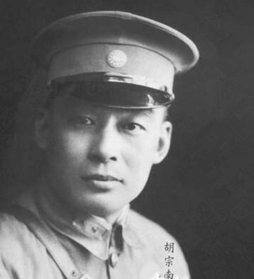 李文将军:我国历史上有哪些一直打败仗，但是名气却很大的武将？