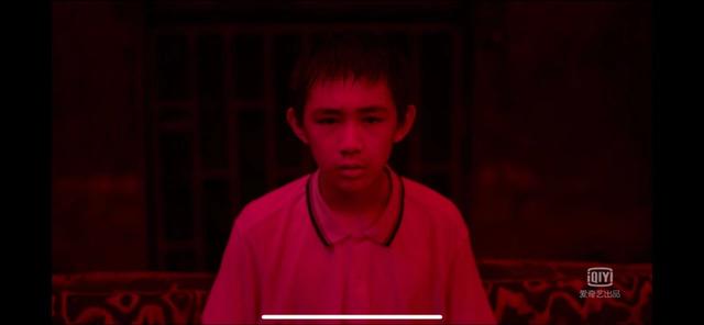 快乐星球演员现在的样子:《隐秘的角落》里朱朝阳到底坏在了哪里