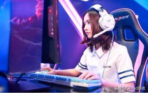 LOL：游戏女主播Miss登上知名杂志,却被网友嘲讽过气炒作,你怎么看？