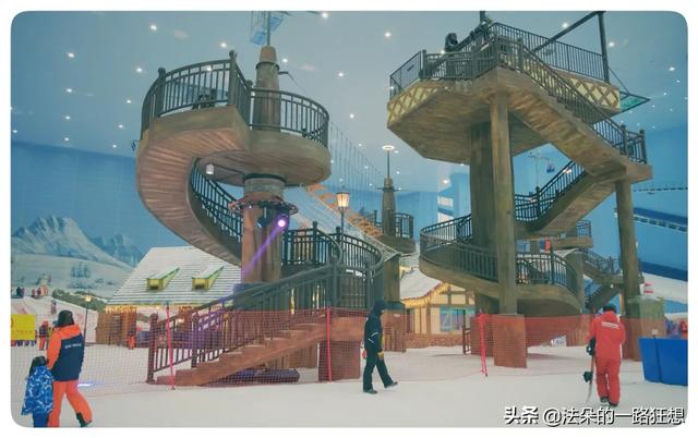 8月份去哪里旅游好(8月份去哪里旅游好玩又凉快的?)