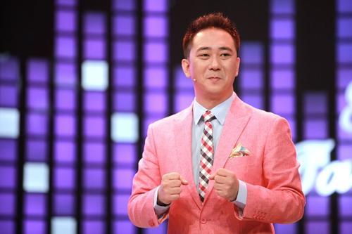 王自健散打冠军老婆:为何鼻青脸肿的王自健，和家暴的前妻不离婚？