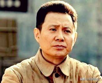 淮海战役中，为什么黄百韬兵团对整个战役如此重要？