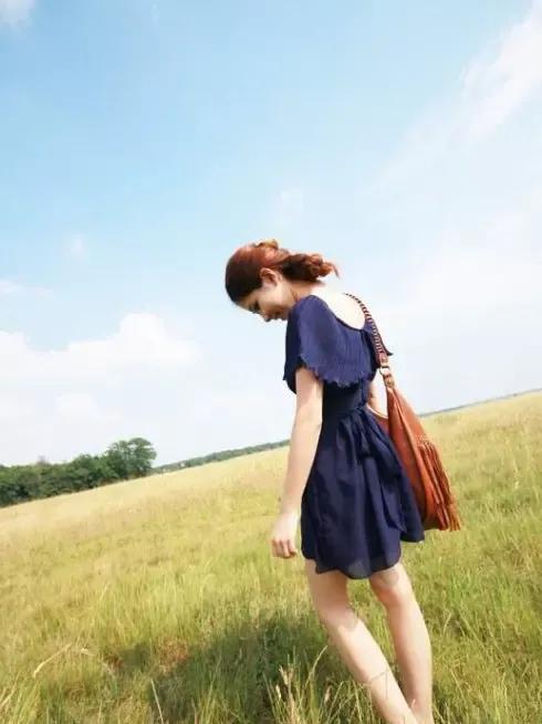 女人的抉择剧情介绍:女人因为男人经济条件不好就选择离开，是否合乎当下的道德