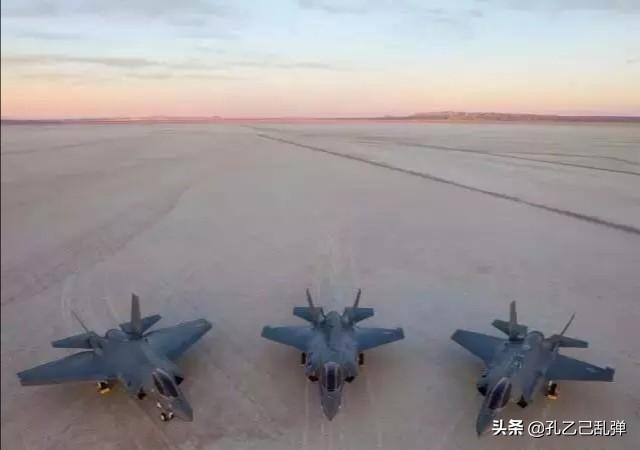 美军已经有了F-35,为何还要装备F-15战机？