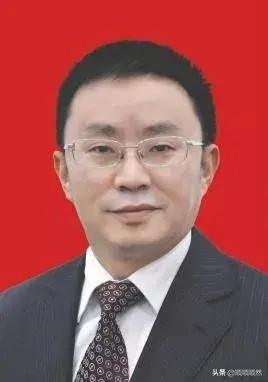 成都大学毛洪涛以死明志，大家觉得他的死值得吗？