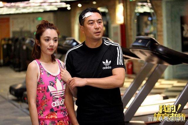 大叔里的郑小米:小米10青春版，拍照真的比华为P40还好吗？
