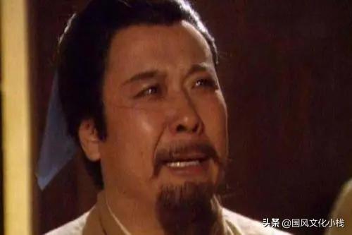 貂蝉被送给关羽后，关羽为什么杀她？