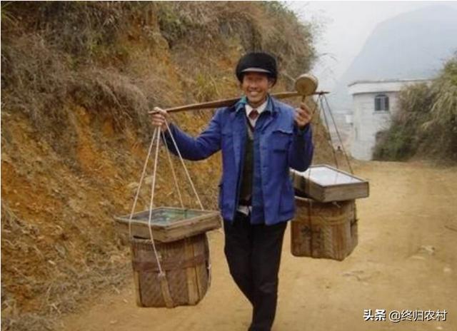 现在的农村年轻人除了搞养殖外,投资5W左右还有哪些项目可以做？