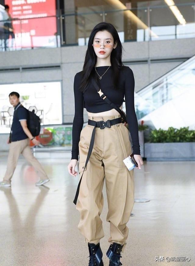 何猷君否认奚梦瑶怀二胎:奚梦瑶何猷君领证官宣，求婚两个月，嫁入豪门真的幸福吗？