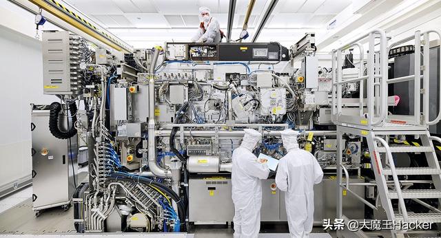 荷兰人口:荷兰国土不大，人口不多，为什么有那么多世界级大公司？