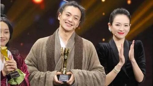 唐嫣的老公是谁:为什么有部分人说唐嫣和罗晋是将就？