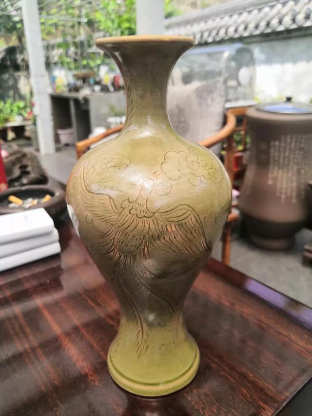 发几件价格几百万到几个亿的精品瓷器的图片，来对比交流下如何？
