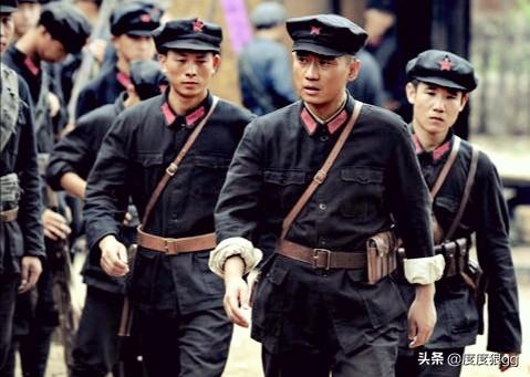 粟裕将军:历史上有哪些优秀的将领，一开始不被看好，后来却一鸣惊人？