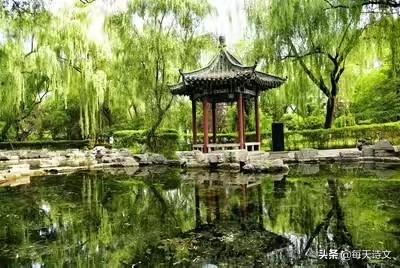 淡然,心静的昵称什么意思:古诗中经常出现的“东篱”是什么意思？如何理解它的含义？