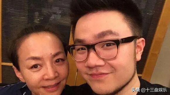 宋丹丹前老公是谁:英达为什么不认巴图英达宋丹丹离婚原因？
