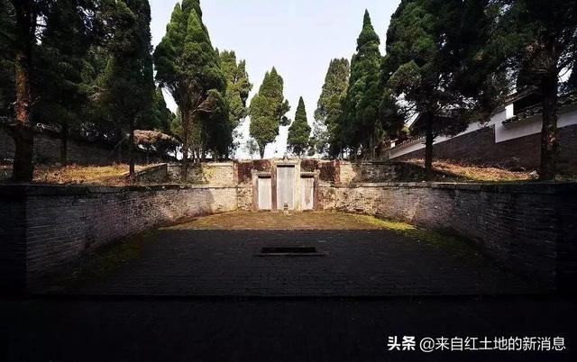 杜甫怎么死的:唐代大诗人杜甫，为何死在长沙到岳阳的一条破船上
