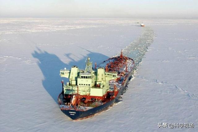 张国立曾炸浮冰救科考船:为什么需要破冰船来破冰？