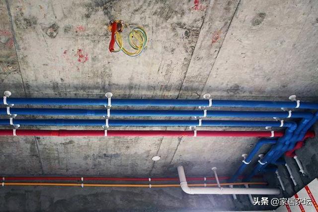 为什么水管现在都流行走顶？插图25