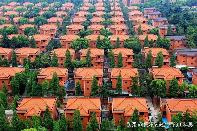 江阴华士镇的著名企业:江阴华士镇与江阴新桥镇比较哪个强？