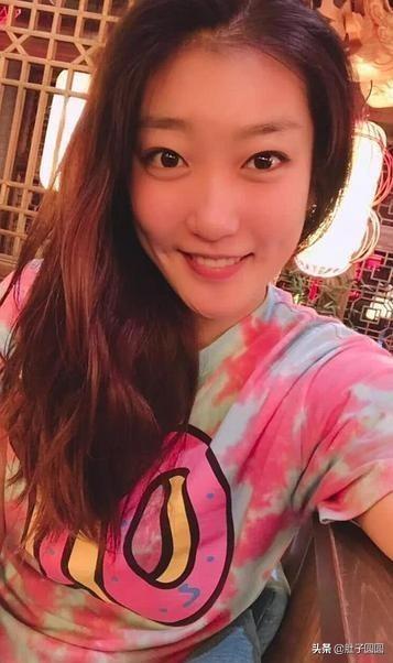 作为军人球员,“女篮詹姆斯”李梦是什么级别？工资待遇如何呢？