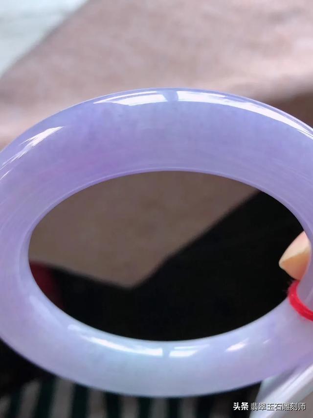 好翡翠手镯的图片,很稀罕翡翠镯子啊，谁能推荐一下哪家的好？